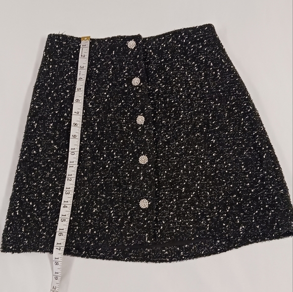 Express Women's High Waisted Jewel Embellished Tweed Mini Skirt Size 6 - Picture 7 of 7